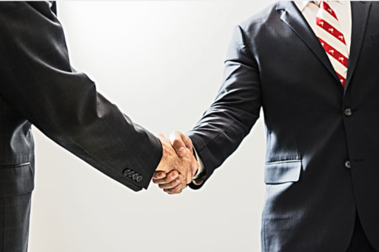 易法通 放心找律师，赔付有保障——专业法律服务的坚实后盾